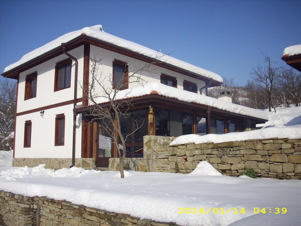 House Maya Tryavna Esterno foto