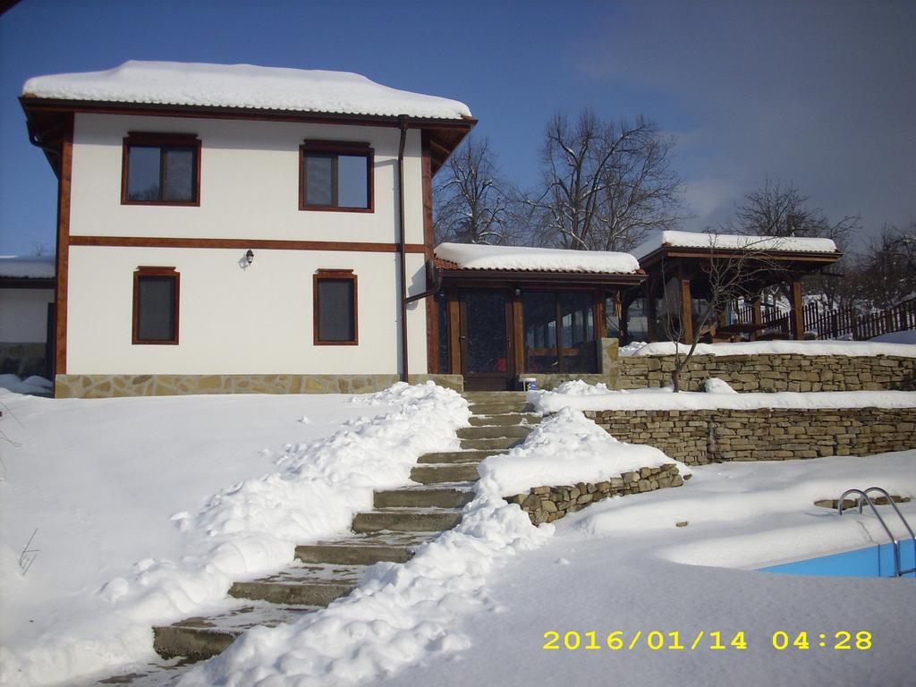 House Maya Tryavna Esterno foto